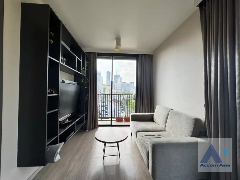 Pet friendly |  2 Bedrooms  Condominium For Rent in Ploenchit, Bangkok  near BTS Ploenchit (AA39261)