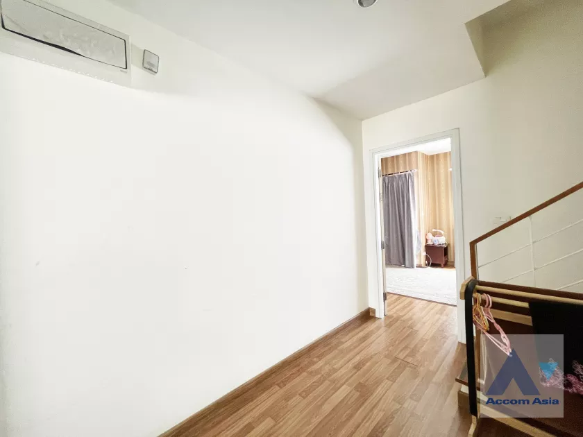  1  4 br Townhouse For Sale in Pattanakarn ,Bangkok  at Villette City Pattanakarn 38 AA39274