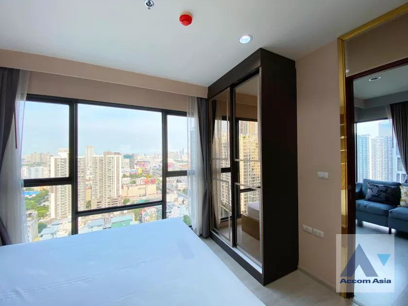 10  2 br Condominium For Rent in  ,Bangkok MRT Rama 9 - ARL Makkasan at Rhythm Asoke AA39285