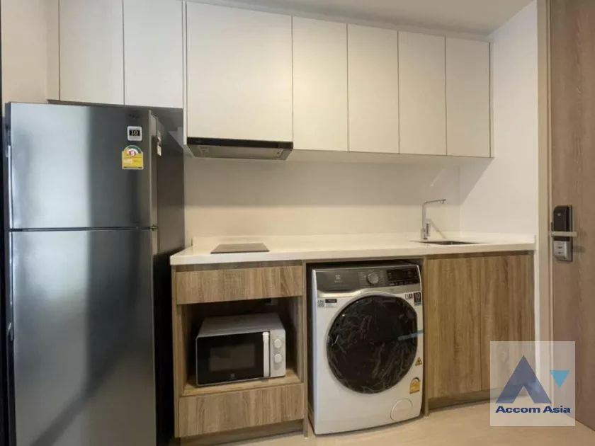 Fully Furnished |  1 Bedroom  Condominium For Rent in Sukhumvit, Bangkok  near BTS Ekkamai (AA39295)