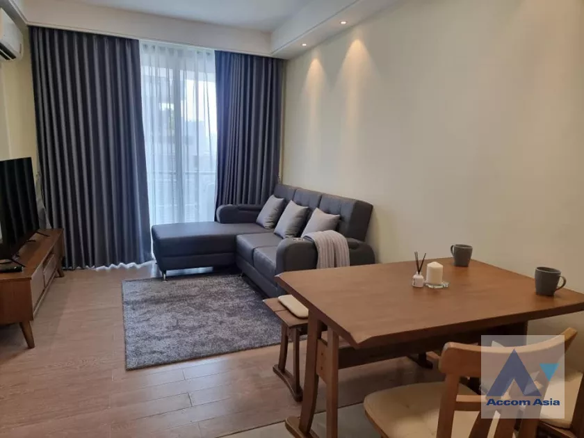 Fully Furnished |  1 Bedroom  Condominium For Rent & Sale in Sathorn, Bangkok  (AA39305)