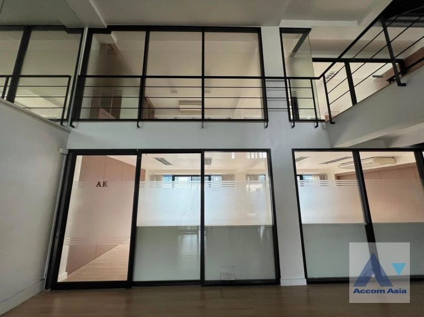 9  Shophouse For Rent in phaholyothin ,Bangkok  AA39314