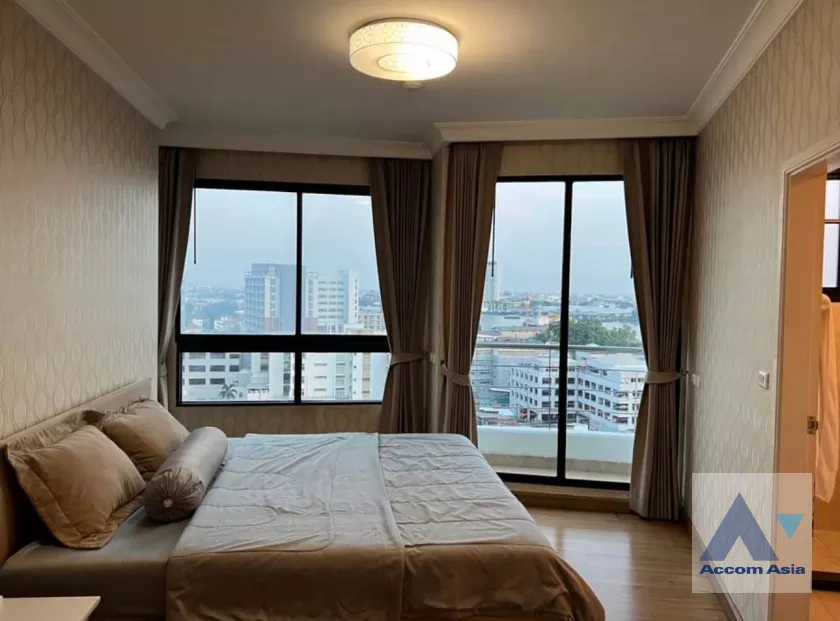 7  3 br Condominium For Rent in Charoenkrung ,Bangkok BRT Nararam 3 at Supalai Casa Riva AA39333