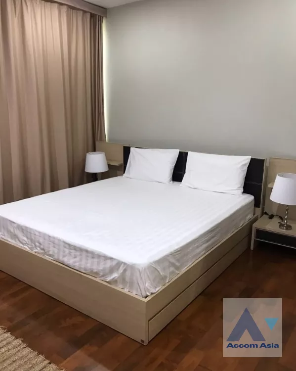  2 Bedrooms  Condominium For Rent in Sukhumvit, Bangkok  near BTS Phrom Phong (AA39335)