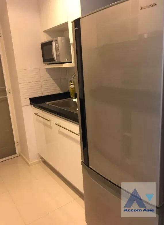  2 Bedrooms  Condominium For Rent in Sukhumvit, Bangkok  near BTS Phrom Phong (AA39336)