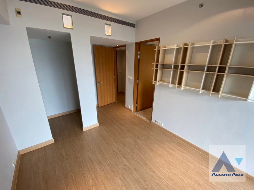 13  2 br Condominium For Sale in Sathorn ,Bangkok BTS Chong Nonsi - MRT Lumphini at The Met Sathorn AA39348