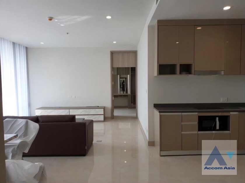  3 Bedrooms  Condominium For Sale in Ploenchit, Bangkok  near BTS Ploenchit (AA39377)