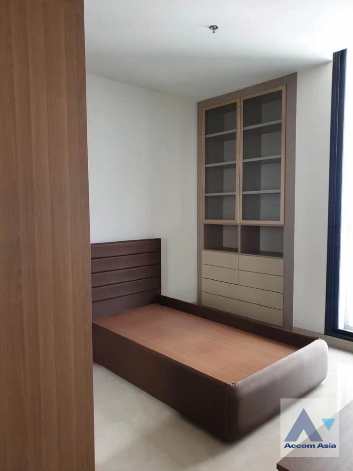 6  3 br Condominium For Sale in Ploenchit ,Bangkok BTS Ploenchit at Noble Ploenchit AA39377