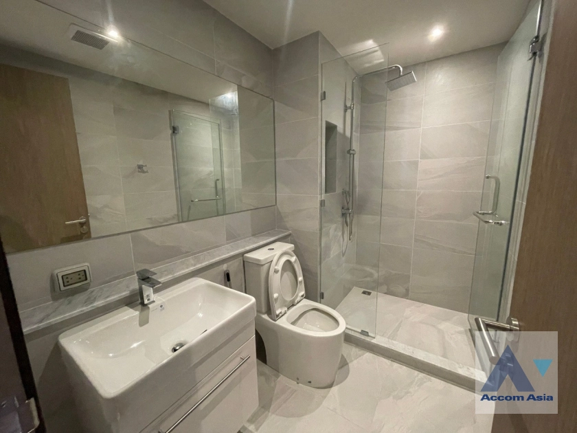 9  2 br Condominium For Sale in Sukhumvit ,Bangkok BTS Ekkamai at Rhythm Ekkamai Estate AA39383