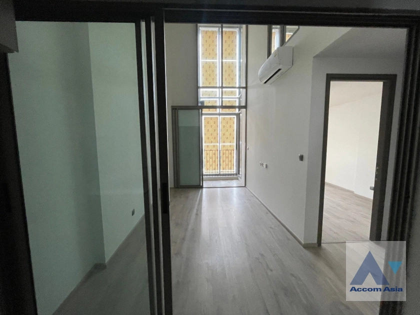  1  2 br Condominium For Sale in Sukhumvit ,Bangkok BTS Ekkamai at Rhythm Ekkamai Estate AA39383