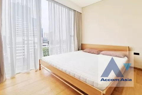  2 Bedrooms  Condominium For Rent in Sukhumvit, Bangkok  near BTS Ekkamai (AA39392)