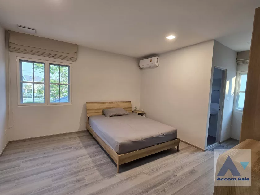 6  4 br House For Rent in Bang Na ,Bangkok  at Moo Baan Chaiyapruek AA39411