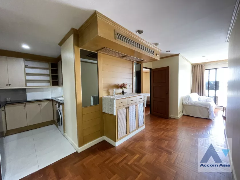  2 Bedrooms  Condominium For Sale in Sukhumvit, Bangkok  near BTS Asok (AA39419)