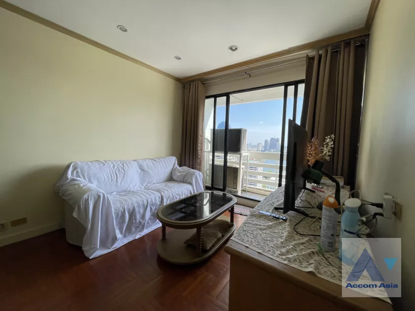  2 Bedrooms  Condominium For Sale in Sukhumvit, Bangkok  near BTS Asok (AA39419)