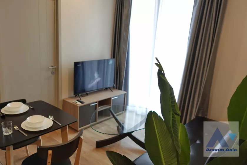  2 Bedrooms  Condominium For Rent in Sukhumvit, Bangkok  near BTS Thong Lo (AA39434)