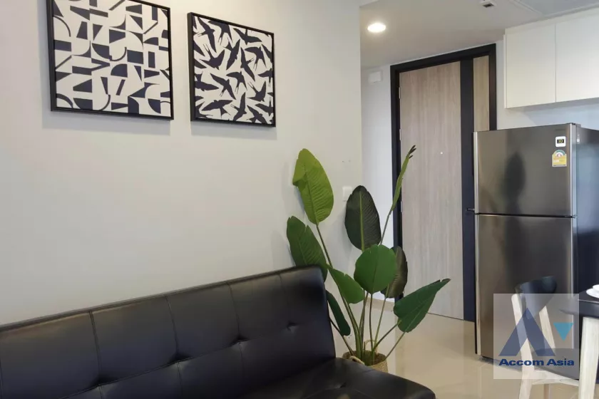  2 Bedrooms  Condominium For Rent in Sukhumvit, Bangkok  near BTS Thong Lo (AA39434)