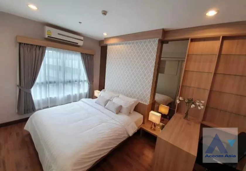 5  1 br Condominium For Rent in Charoennakorn ,Bangkok BTS Krung Thon Buri at Q House Condo Sathon AA39435