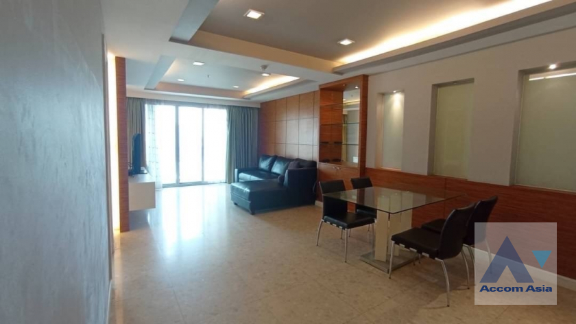  2 Bedrooms  Condominium For Rent & Sale in Sukhumvit, Bangkok  near BTS Ekkamai (AA39443)