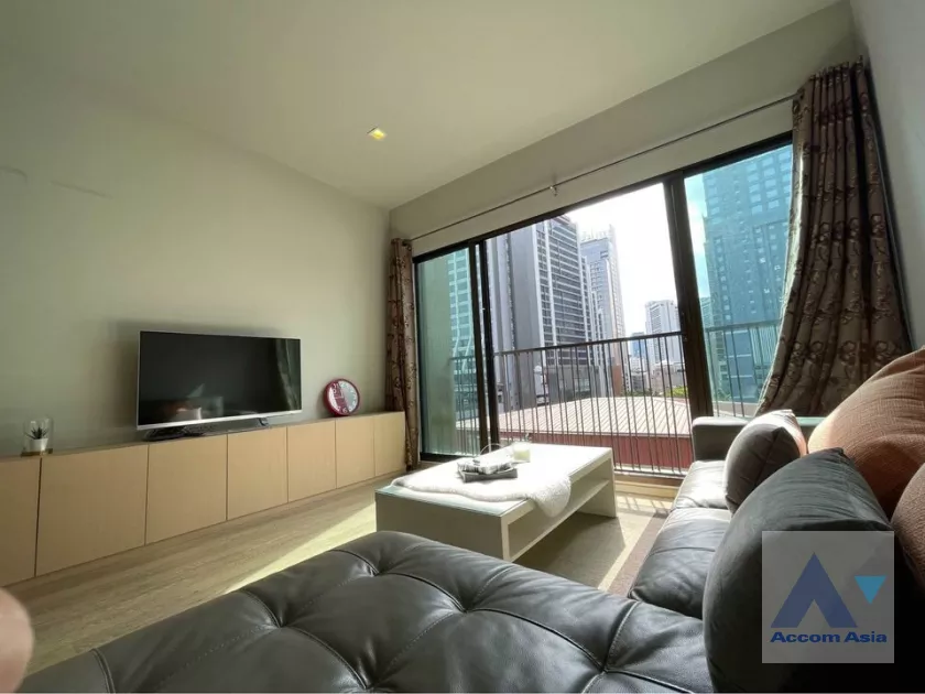 Fully Furnished, Corner Unit |  1 Bedroom  Condominium For Rent in Sukhumvit, Bangkok  near BTS Phrom Phong (AA39456)