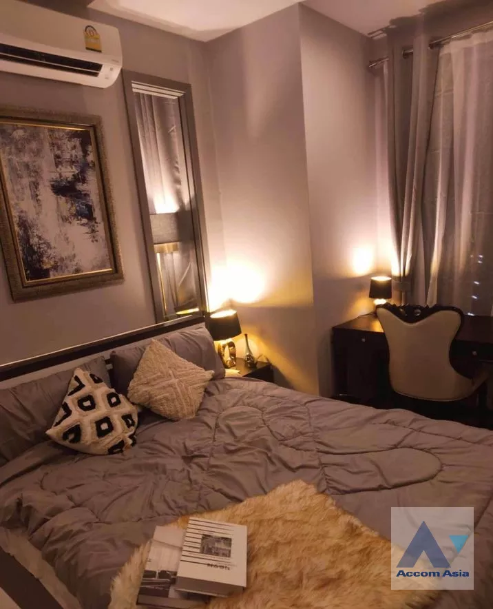  1 Bedroom  Condominium For Rent in Sukhumvit, Bangkok  near BTS Ekkamai (AA39464)