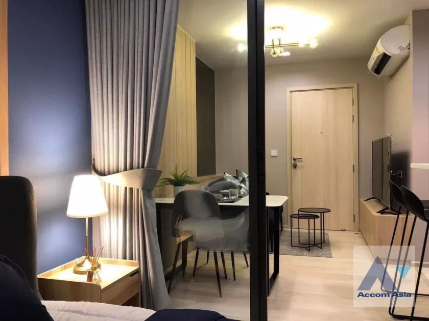  1 Bedroom  Condominium For Rent in Ploenchit, Bangkok  near BTS Ploenchit (AA39468)