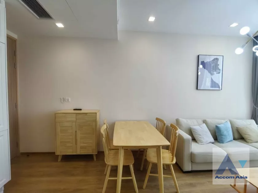  2 Bedrooms  Condominium For Rent in Sukhumvit, Bangkok  near BTS Phrom Phong (AA39483)