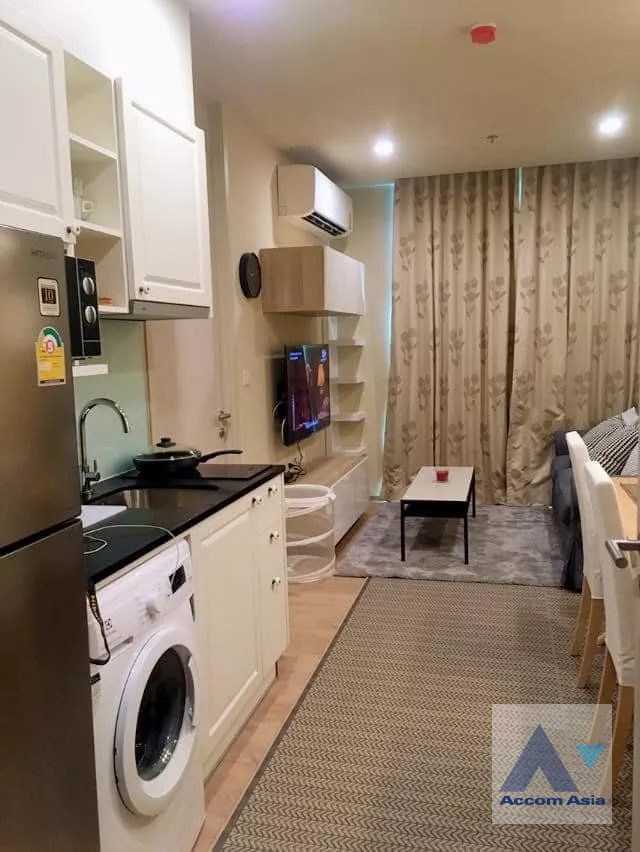  1 Bedroom  Condominium For Rent in Sukhumvit, Bangkok  near BTS Asok - MRT Sukhumvit (AA39485)