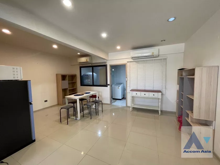 4  3 br Townhouse For Rent in Pattanakarn ,Bangkok ARL Hua Mak at Shizen Phatthanakan AA39492