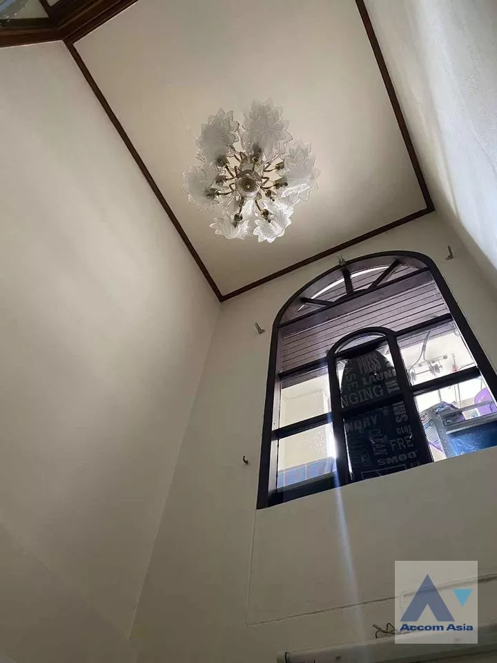 9  3 br Townhouse For Sale in bangna ,Bangkok BTS Udomsuk AA39498