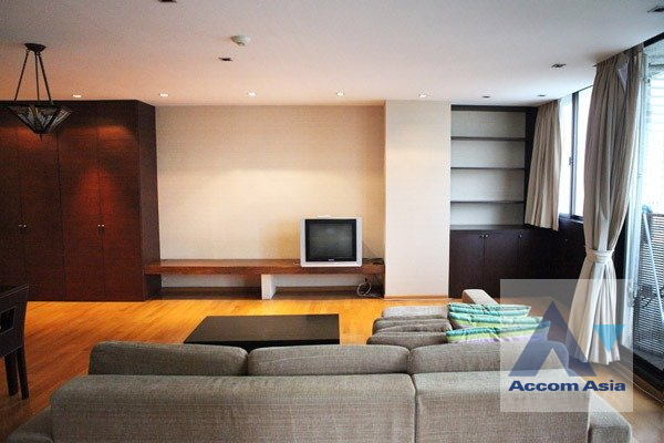  2 Bedrooms  Condominium For Sale in Sukhumvit, Bangkok  near BTS Phrom Phong (AA39505)