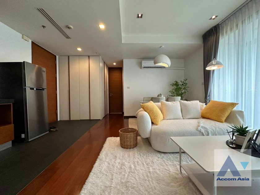 Pet friendly |  2 Bedrooms  Condominium For Rent & Sale in Sukhumvit, Bangkok  near BTS Thong Lo (AA39513)