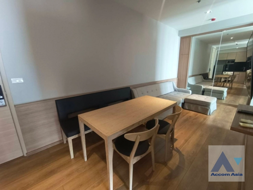  2 Bedrooms  Condominium For Rent in Sukhumvit, Bangkok  near BTS Phrom Phong (AA39525)