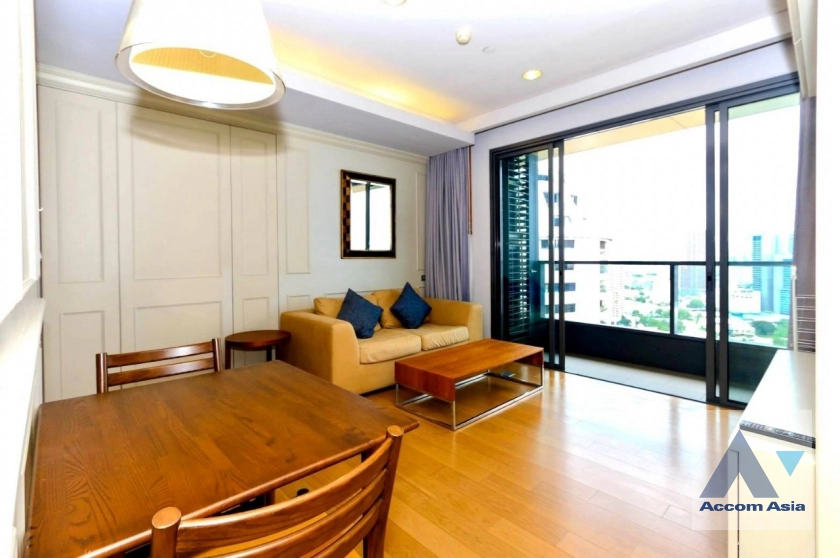  2 Bedrooms  Condominium For Rent in Sukhumvit, Bangkok  near BTS Phrom Phong (AA39526)