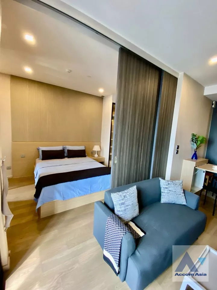  1 Bedroom  Condominium For Rent in Sukhumvit, Bangkok  near BTS Asok - MRT Sukhumvit (AA39599)