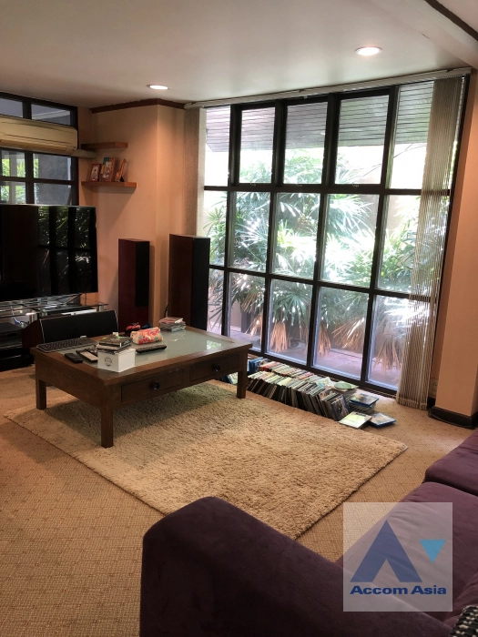 5  4 br House for rent and sale in sukhumvit ,Bangkok BTS Phra khanong AA39609