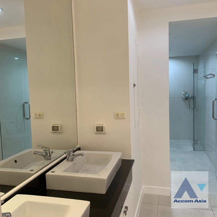 9  3 br Condominium For Sale in Sukhumvit ,Bangkok BTS Asok - MRT Sukhumvit at Sukhumvit Casa AA39649