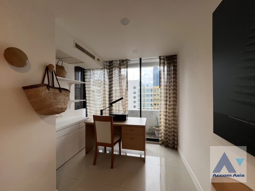 11  3 br Condominium For Sale in Sukhumvit ,Bangkok BTS Asok - MRT Sukhumvit at Sukhumvit Casa AA39649