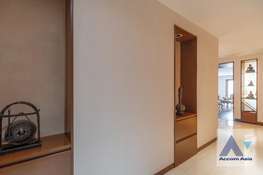 6  3 br Condominium for rent and sale in Sukhumvit ,Bangkok BTS Nana at Kallista Mansion AA39655