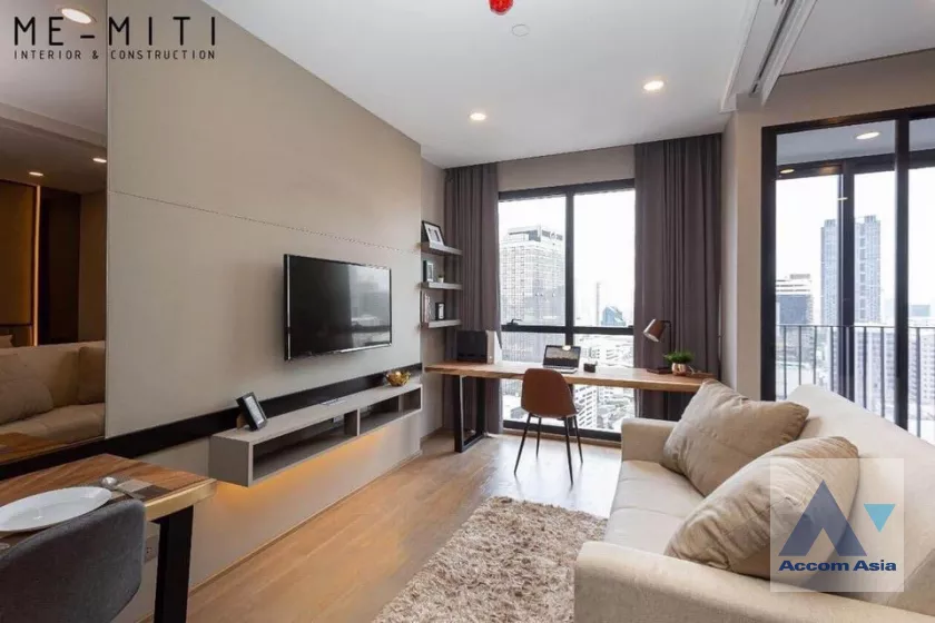  1 Bedroom  Condominium For Rent in Silom, Bangkok  near MRT Sam Yan (AA39662)