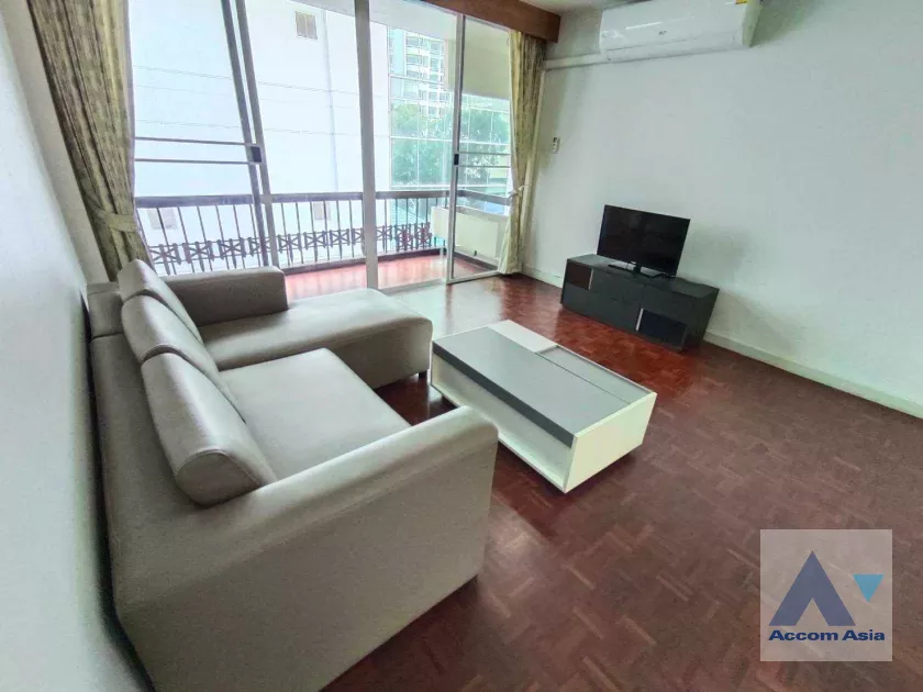  1  2 br Apartment For Rent in Sukhumvit ,Bangkok BTS Asok - MRT Phetchaburi at Greenery garden and privacy AA39682