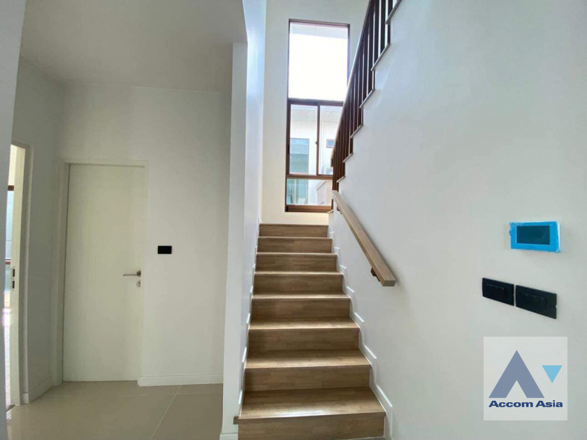 12  4 br House For Rent in Lat phrao ,Bangkok  at Burasiri Krungthepkreetha AA39691