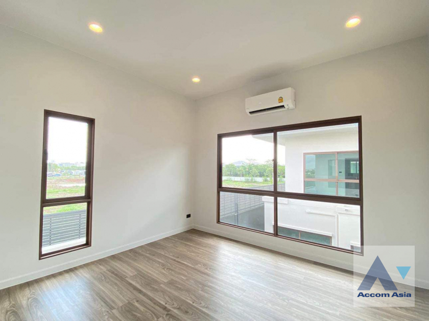 8  4 br House For Rent in Lat phrao ,Bangkok  at Burasiri Krungthepkreetha AA39691