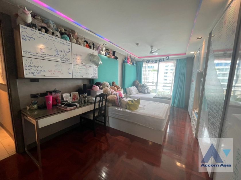 12  4 br Condominium For Sale in Sukhumvit ,Bangkok BTS Asok at Wattana Heights AA39709