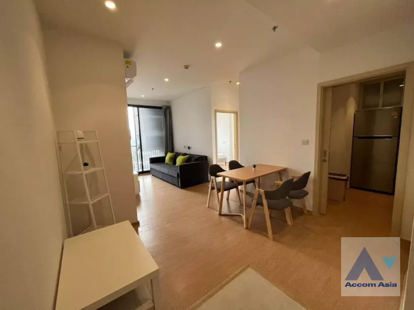 Pet friendly |  2 Bedrooms  Condominium For Rent in Sukhumvit, Bangkok  near BTS Ekkamai (AA39720)