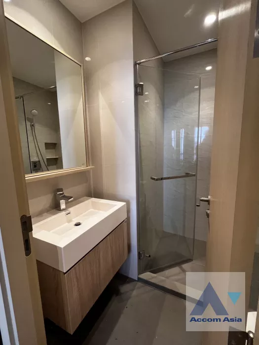 Pet friendly |  1 Bedroom  Condominium For Rent in Sukhumvit, Bangkok  near BTS Ekkamai (AA39755)