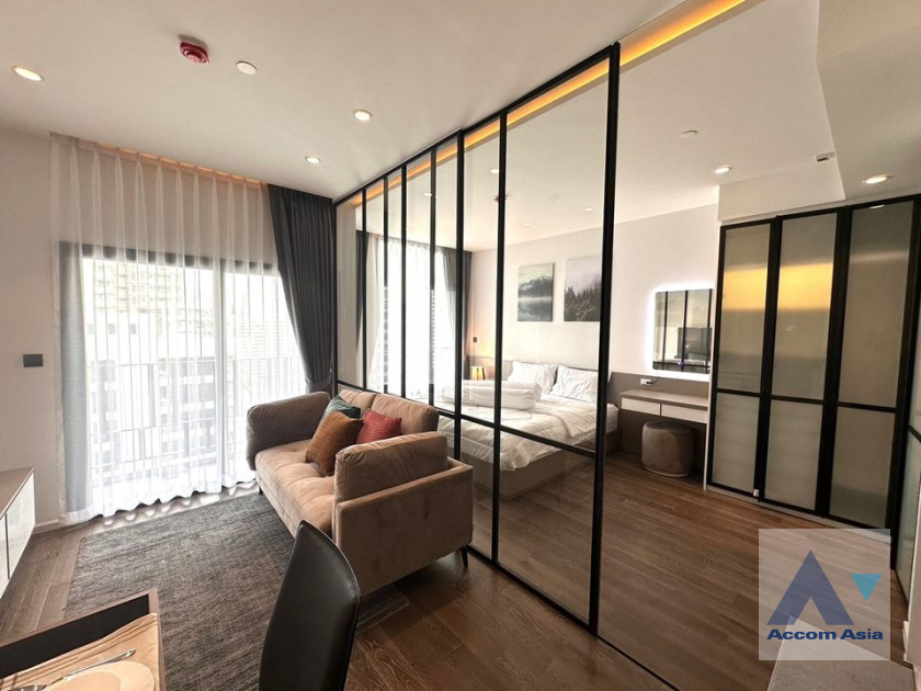  1 Bedroom  Condominium For Rent in Sukhumvit, Bangkok  near BTS Asok - MRT Sukhumvit (AA39784)