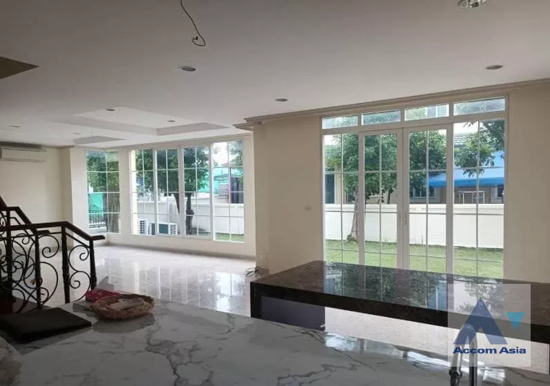 4  5 br House For Sale in Pattanakarn ,Bangkok  at Grand Monaco Bangna AA39791