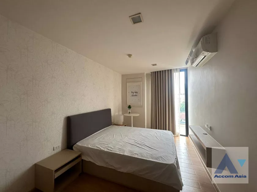  2 Bedrooms  Condominium For Rent in Sukhumvit, Bangkok  near BTS Thong Lo (AA39805)