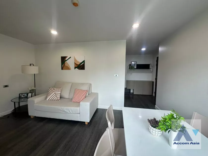  2 Bedrooms  Condominium For Rent in Sukhumvit, Bangkok  near BTS Thong Lo (AA39806)