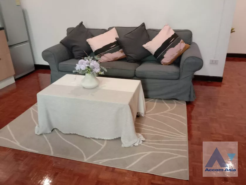 Fully Furnished, Pet friendly |  1 Bedroom  Apartment For Rent in Sukhumvit, Bangkok  near MRT Phetchaburi (AA39821)